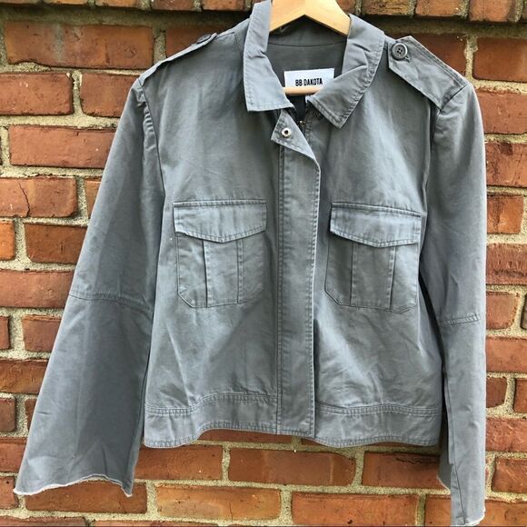 BB Dakota Gray Cropped Utility Jacket - Picture 1 of 4
